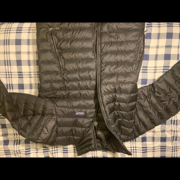 Patagonia Down Puff Jacket - Picture 4 of 4